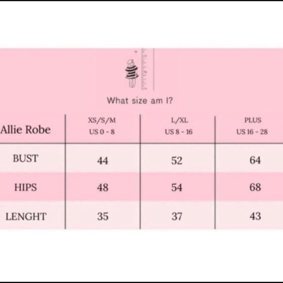 Morgan Lane Allie Robe - Picture 3 of 7